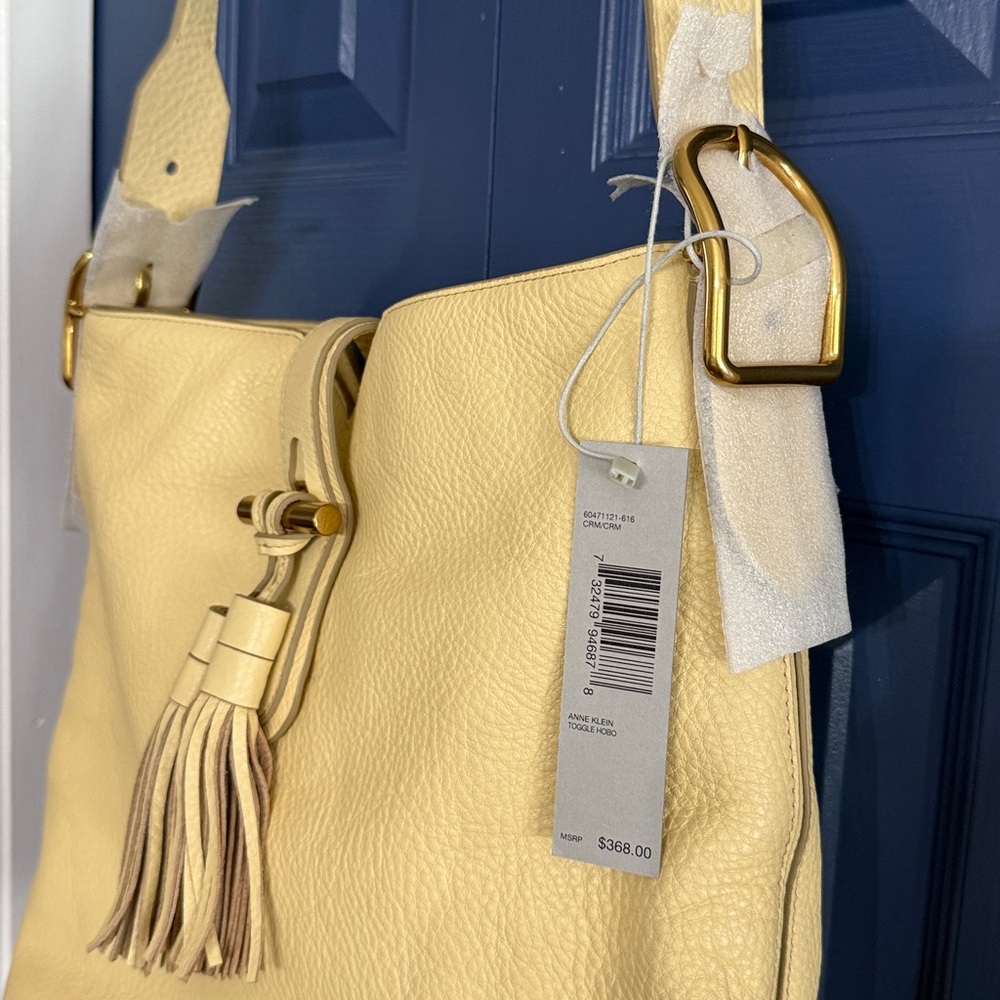 Anne Klein Butter Yellow Leather Hobo Shoulder Bag Toggle Tassel NWT - Picture 2 of 10